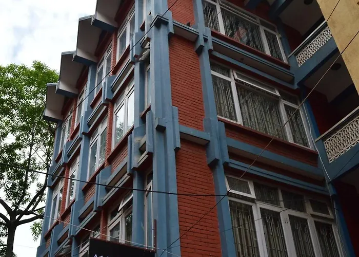 Apartment Everest 2bhk Thamel 5 Min Walk 2nd Floor *