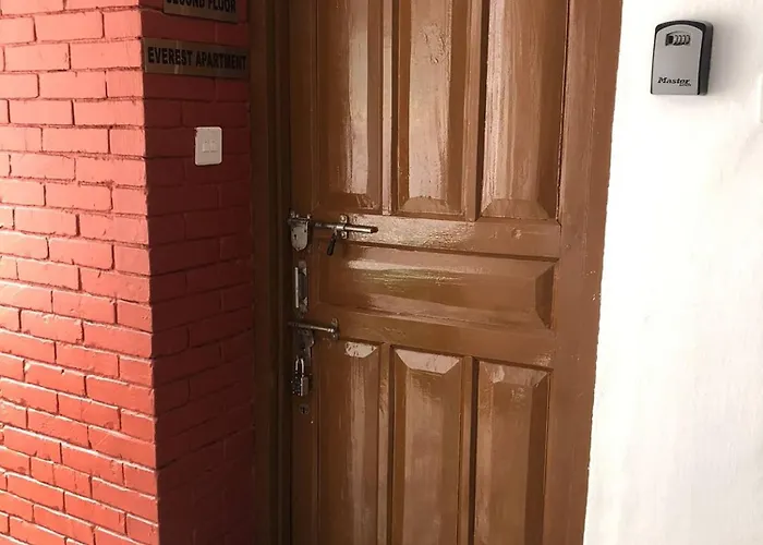 Everest 2bhk Thamel 5 Min Walk 2nd Floor Apartment