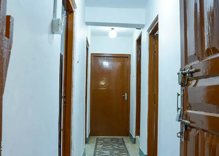 Everest 2bhk Thamel 5 Min Walk 2nd Floor